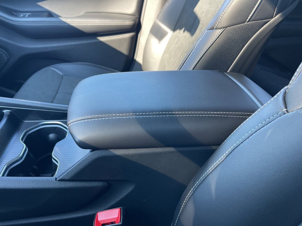 New 2025 Jeep Grand Cherokee L Altitude image 13