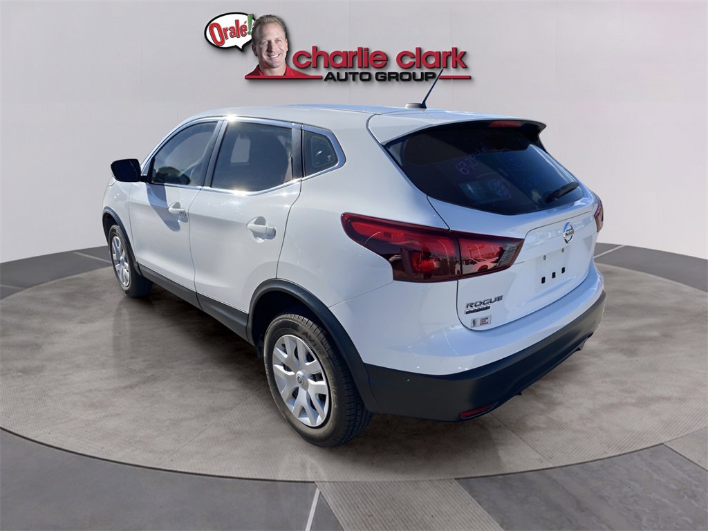 Used 2018 Nissan Rogue Sport S image 4