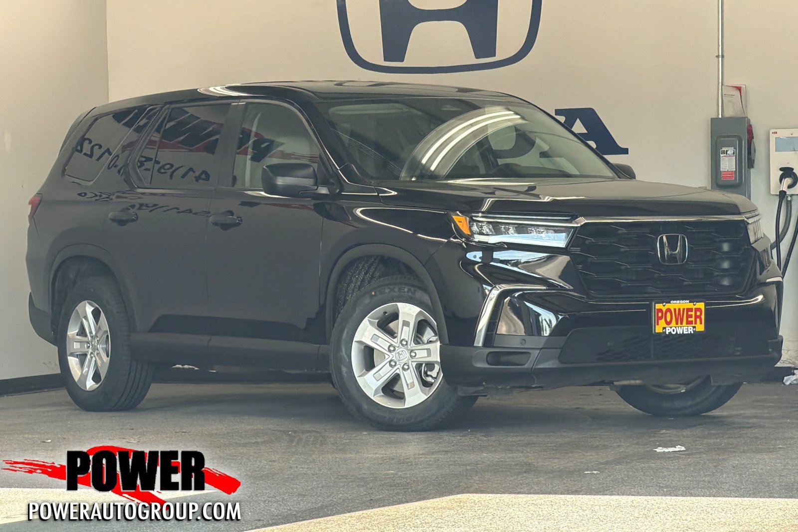 Used 2023 Honda Pilot LX