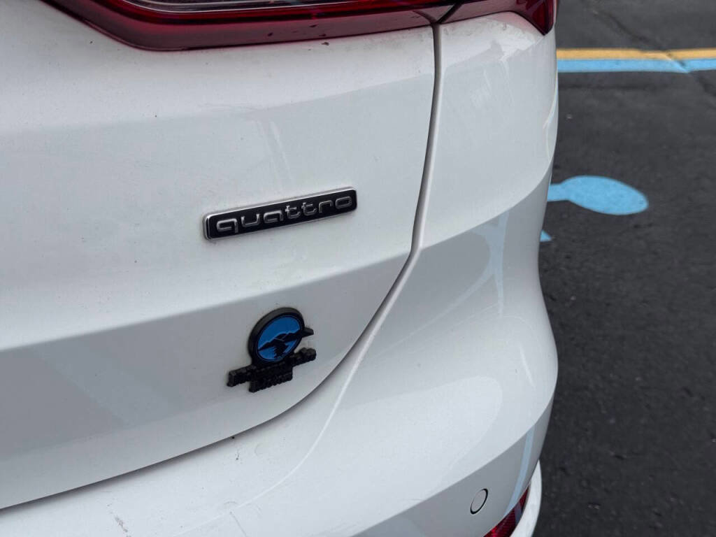 Used 2019 Audi Q3 2.0T Premium w/ Convenience Package image 30