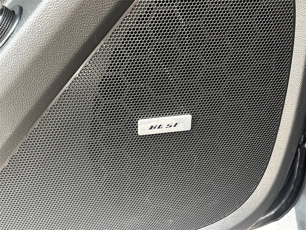 Used 2023 Chevrolet Traverse RS image 19