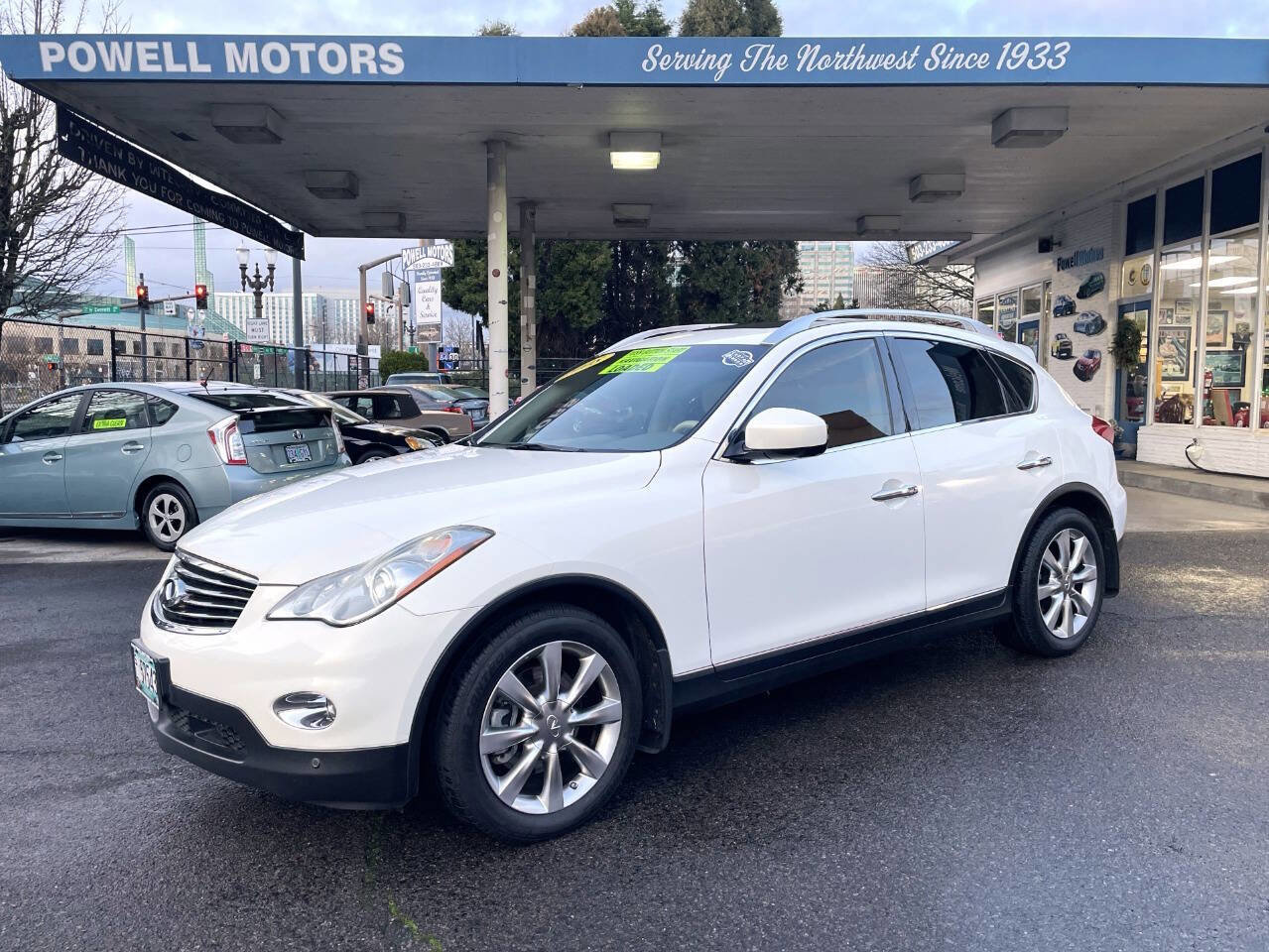 Used 2008 INFINITI EX35 Journey w/ Navigation Pkg image 2