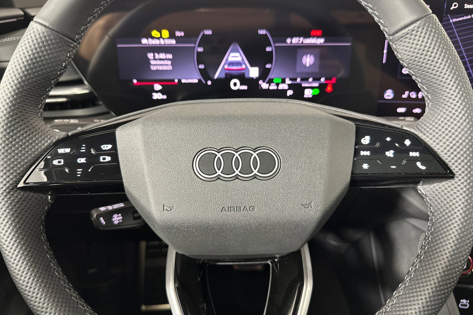 New 2025 Audi SQ5 Premium Plus image 22