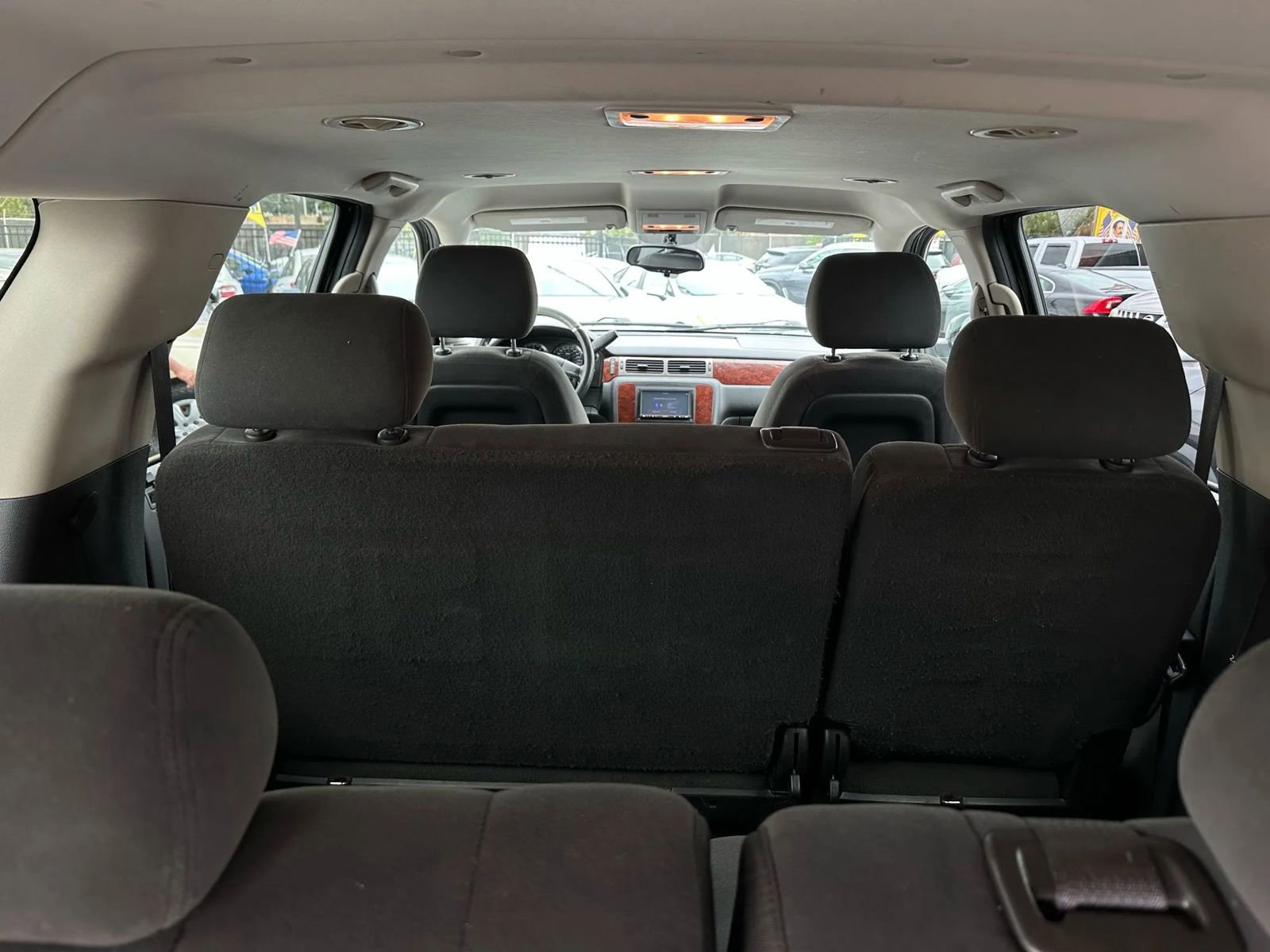 Used 2009 Chevrolet Suburban LT image 15