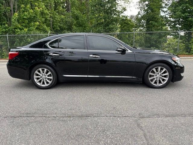 Used 2012 Lexus LS 460 AWD w/ Comfort Pkg image 4
