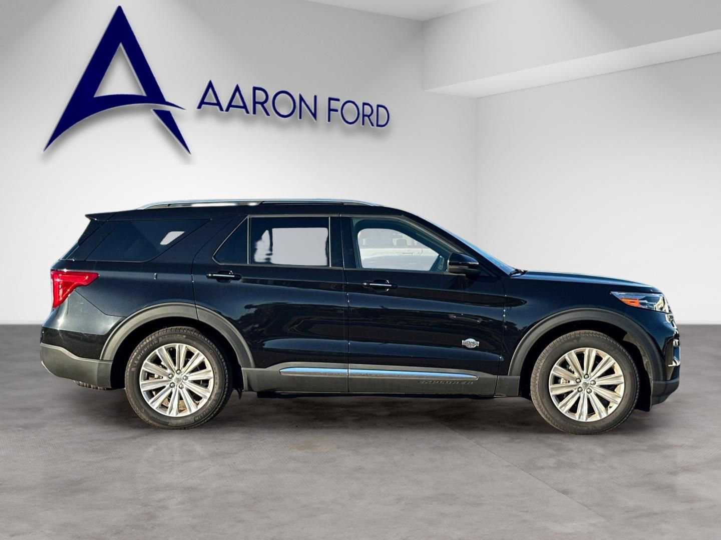 New 2024 Ford Explorer King Ranch w/ Technology Package RWD image 7