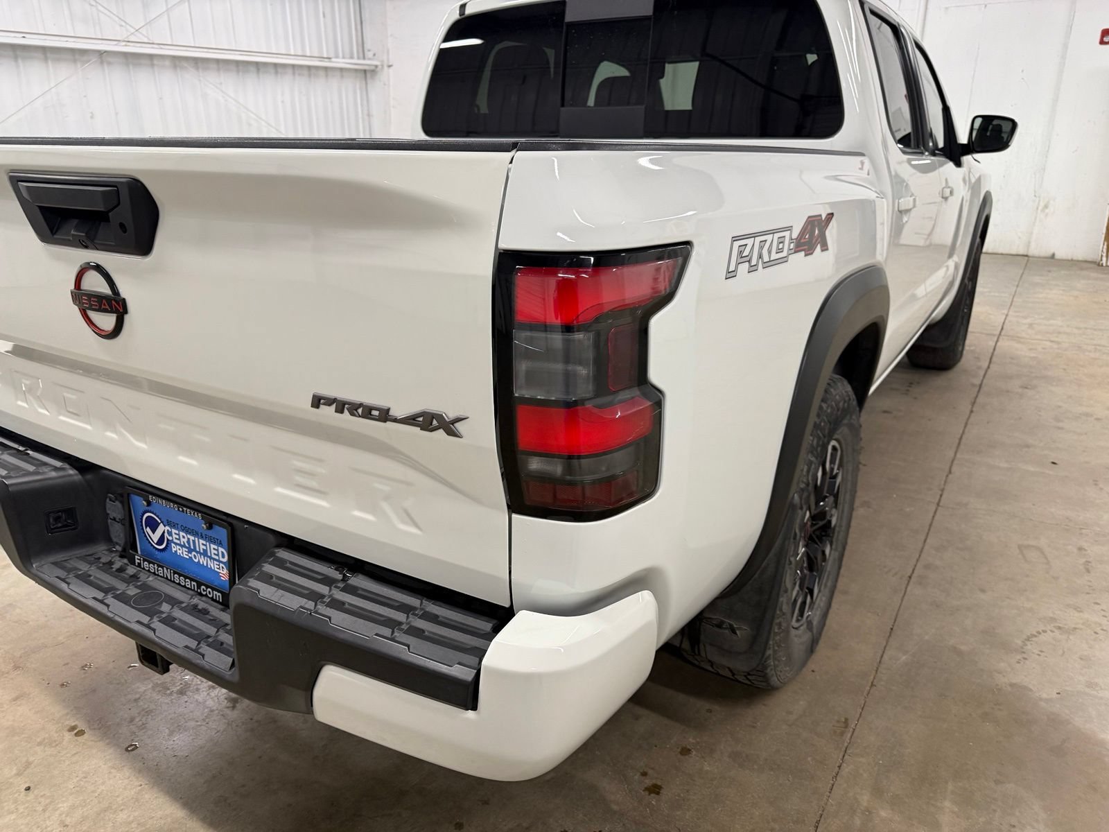 Used 2023 Nissan Frontier PRO-4X w/ Tow Package AWD/4WD image 7
