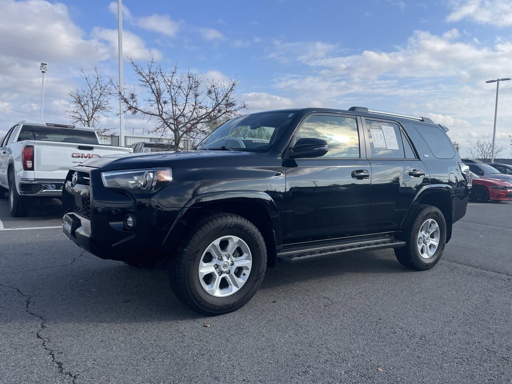 Used 2021 Toyota 4Runner SR5 Premium image 3