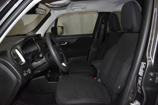 Certified 2021 Jeep Renegade Latitude w/ Luxury Group I AWD/4WD image 12