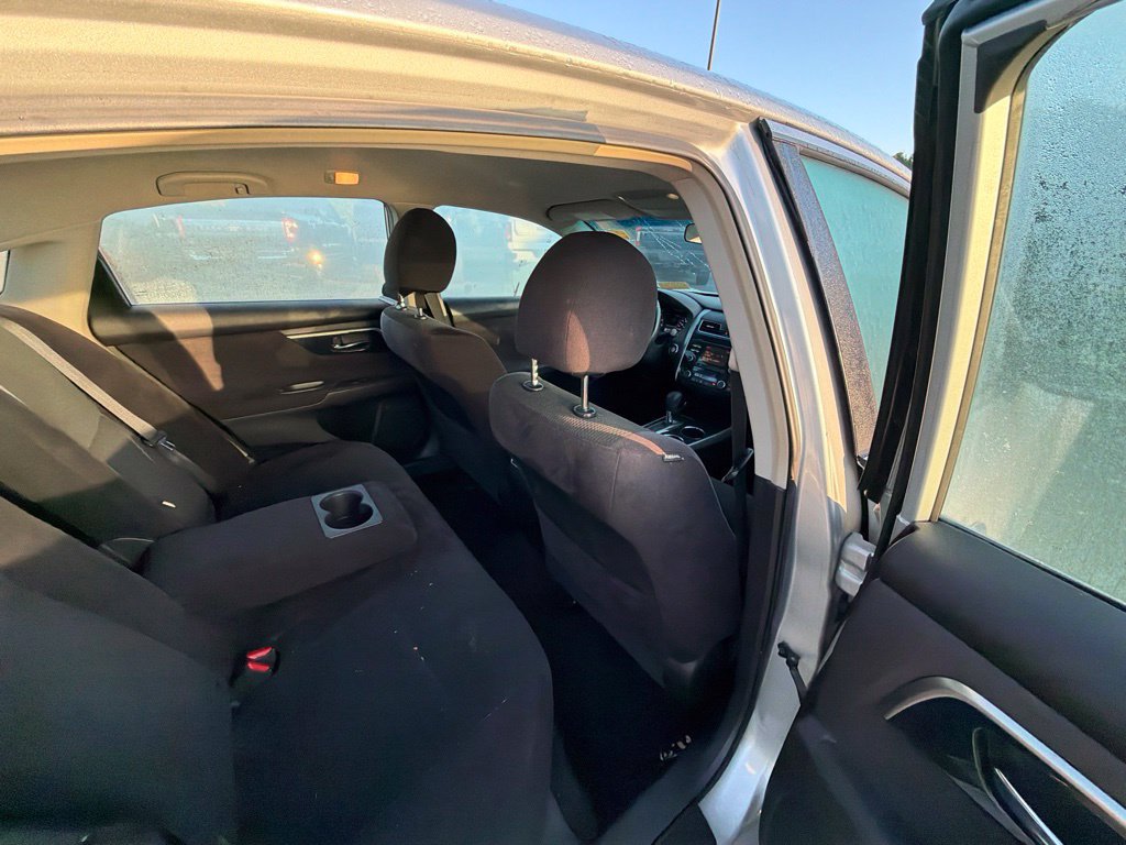 Used 2013 Nissan Altima 2.5 SV FWD image 12