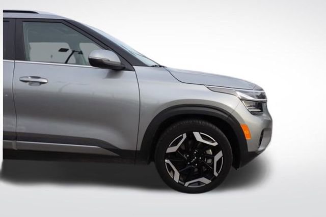 Certified 2024 Kia Seltos SX w/ SX Sunroof Package image 15