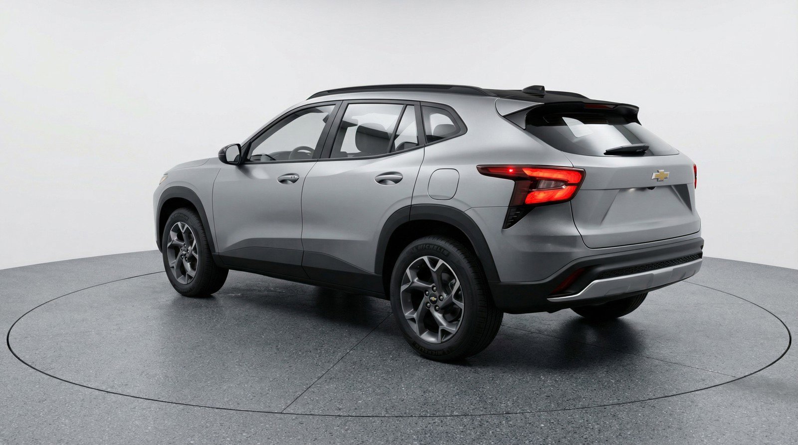 Used 2025 Chevrolet Trax LT w/ LT Convenience Package image 6