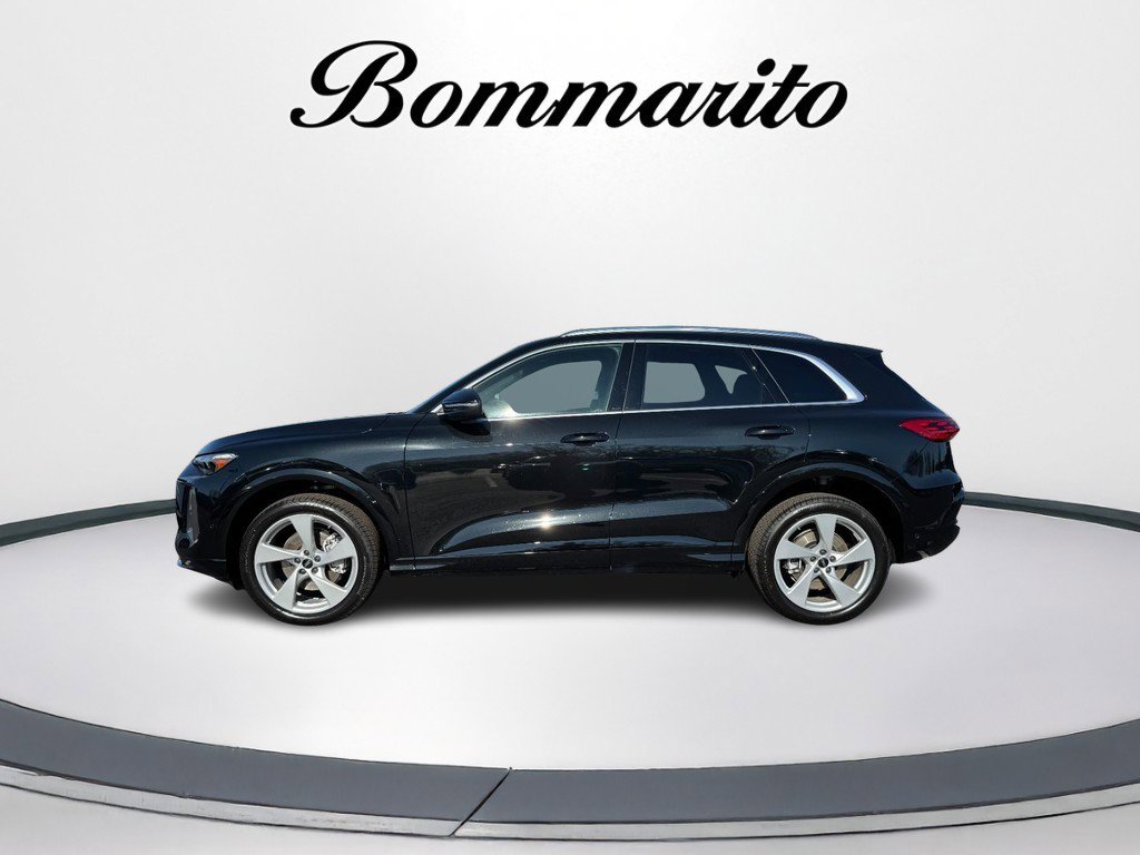 New 2025 Audi Q5 Premium Plus image 2