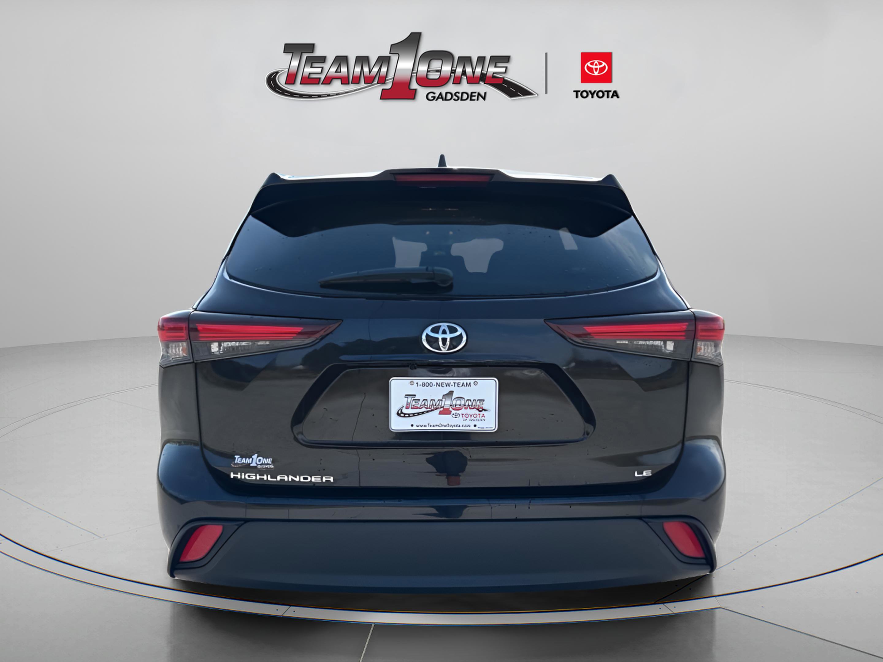 Used 2024 Toyota Highlander LE image 10