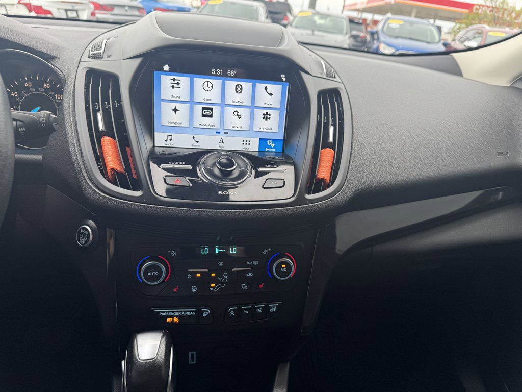 Used 2019 Ford Escape Titanium image 28