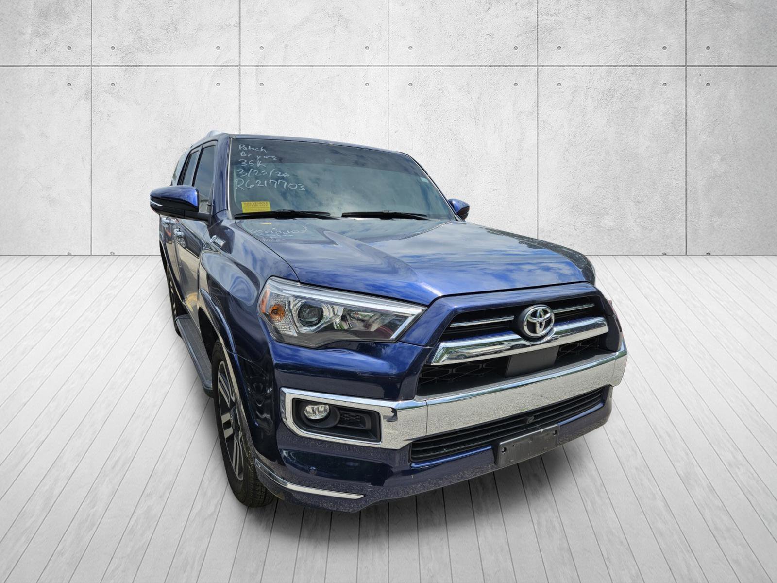 Used 2024 Toyota 4Runner Limited AWD/4WD image 2