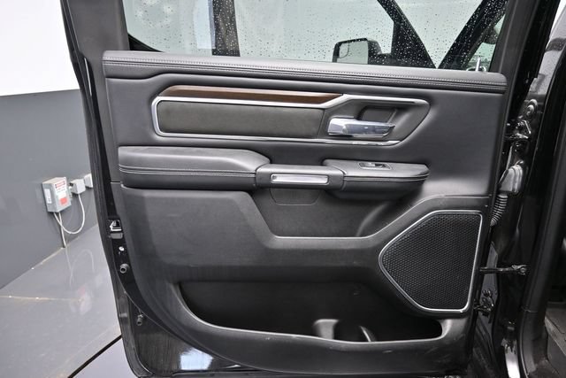 Used 2022 RAM 1500 Laramie AWD/4WD image 32