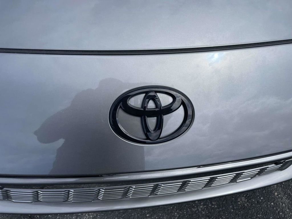 Used 2026 Toyota Camry XSE w/ Premium Plus Package FWD image 34