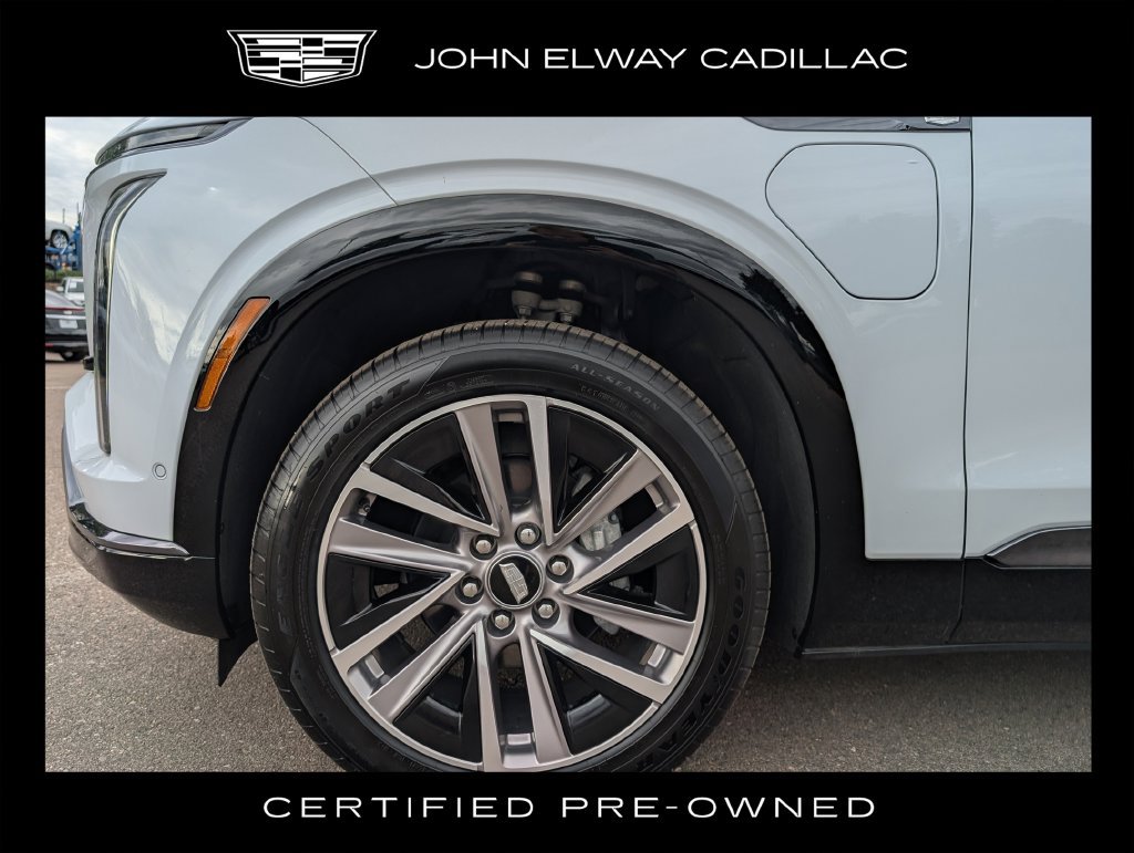 Certified 2026 Cadillac Vistiq Sport w/ LPO, Floor Liner Package AWD/4WD image 9