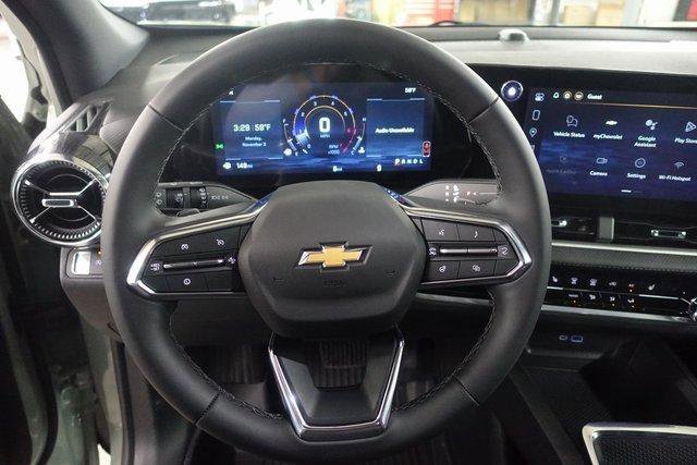 New 2026 Chevrolet Equinox LT w/ LPO, Floor Liner Package image 11