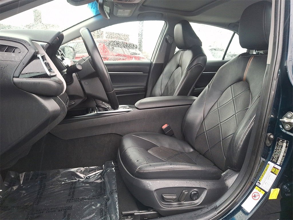 Used 2018 Toyota Camry XLE w/ Audio Package image 15