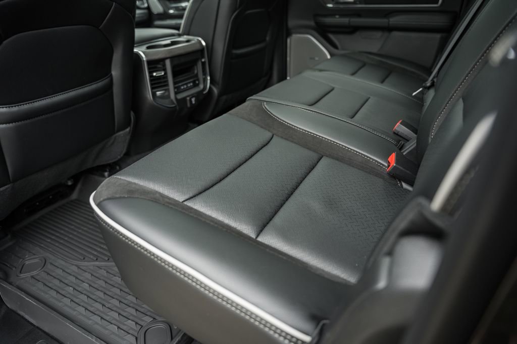 New 2026 RAM 1500 Laramie AWD/4WD image 39