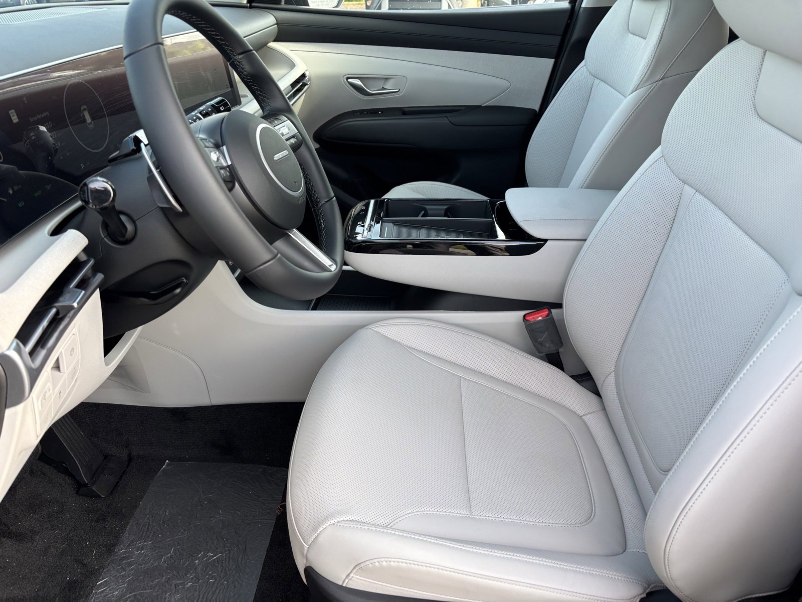 New 2025 Hyundai Tucson SEL image 13