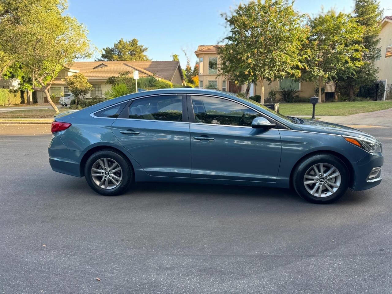 Used 2015 Hyundai Sonata SE image 7
