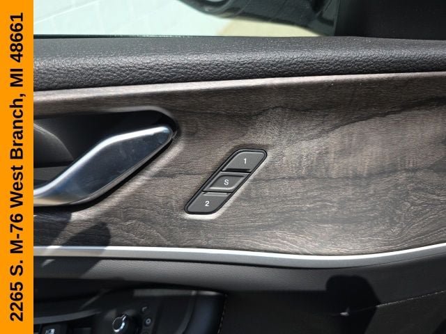 New 2026 Jeep Grand Cherokee L Limited AWD/4WD image 17