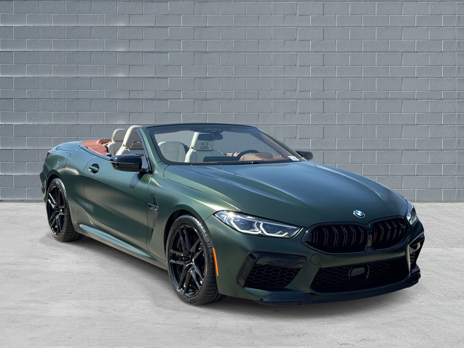 Used 2025 BMW M8 Competition AWD/4WD image 1