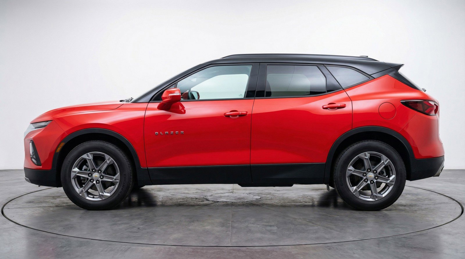 Used 2025 Chevrolet Blazer LT FWD image 5