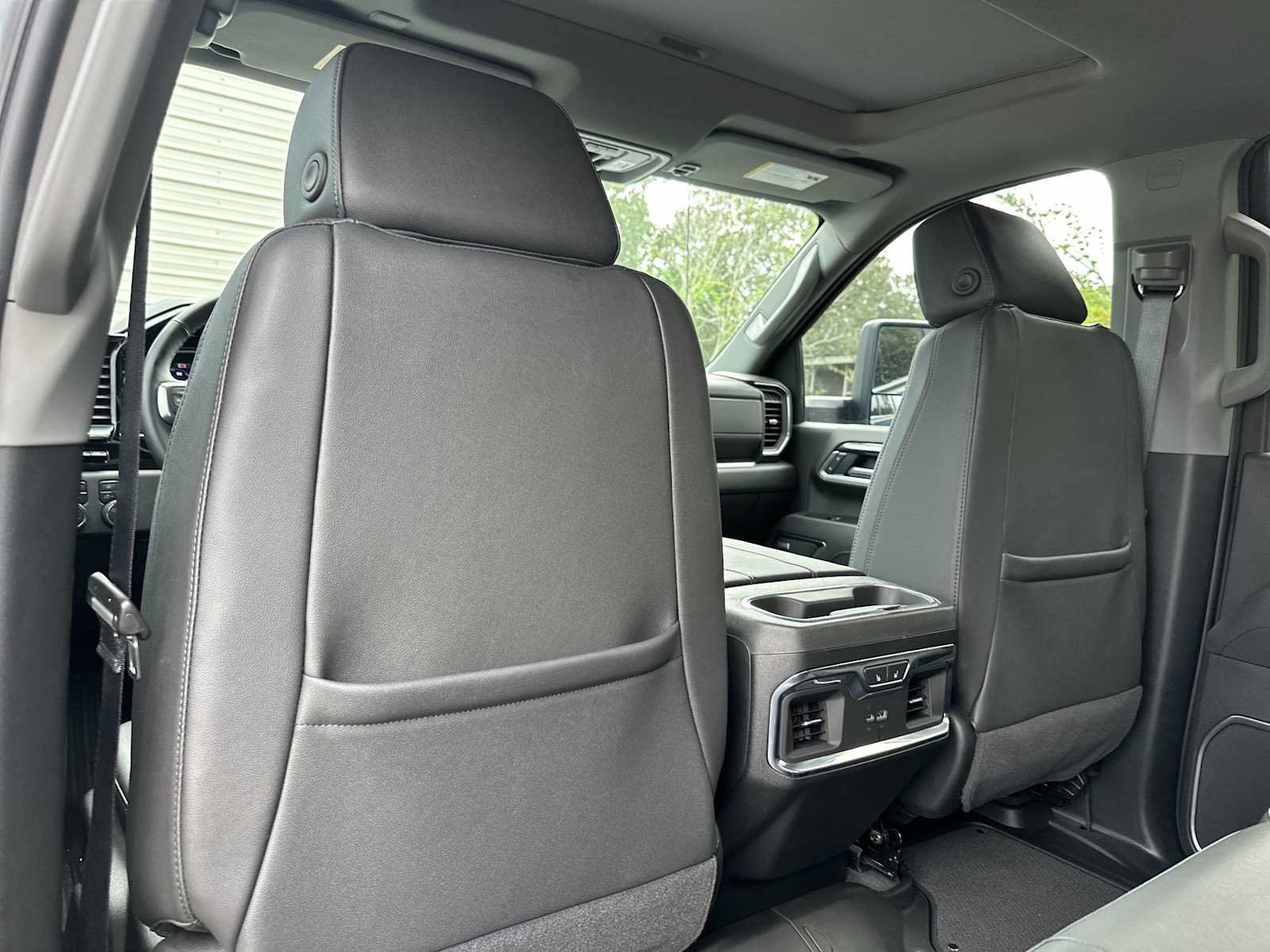 Certified 2025 Chevrolet Silverado 3500 LTZ w/ LTZ Premium Package AWD/4WD image 16