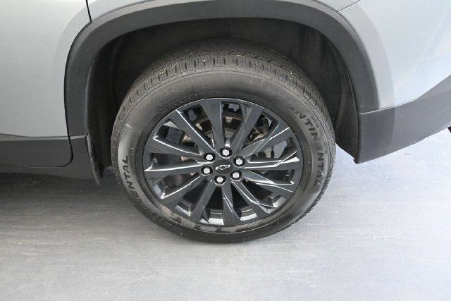 Used 2023 Chevrolet Traverse RS w/ LPO, Floor Liner Package AWD/4WD image 13