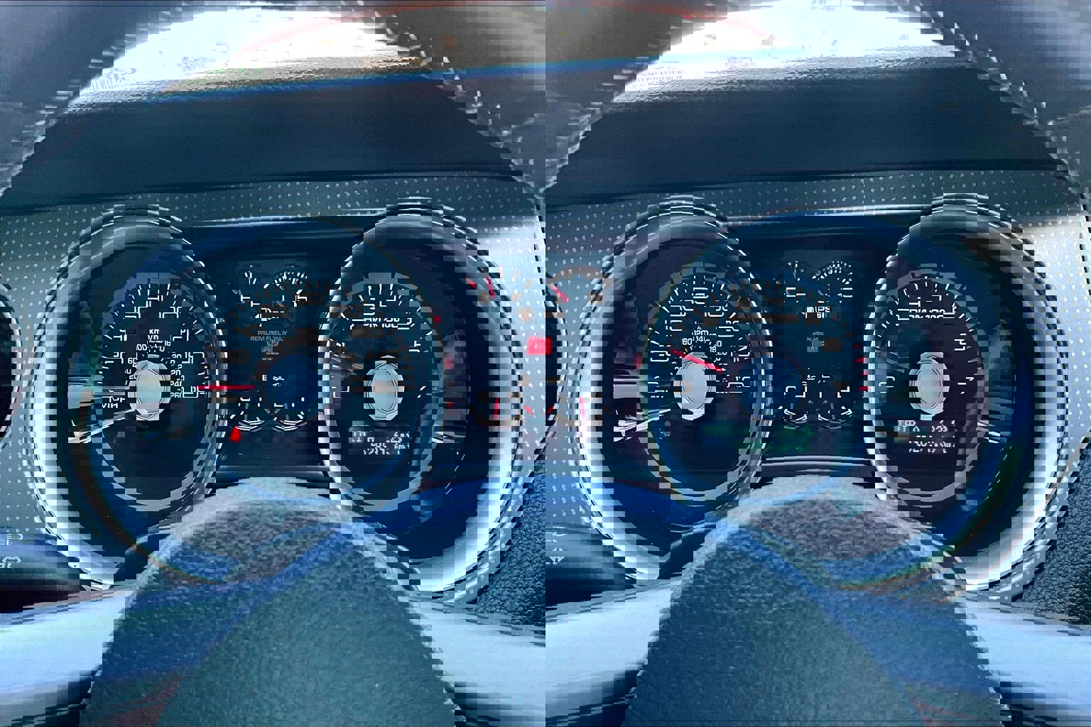 Used 2012 Ford Mustang Shelby GT500 w/ Electronics Pkg image 12