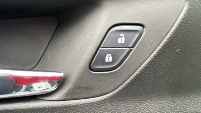 Used 2023 Chevrolet TrailBlazer LT w/ Convenience Package image 17