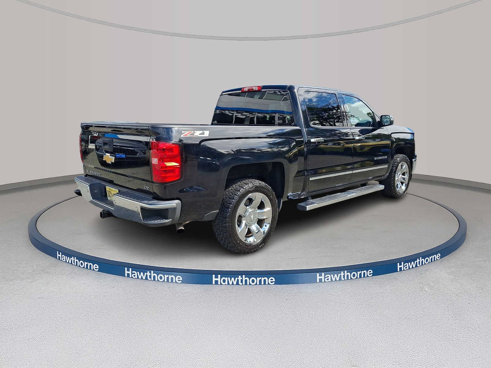 Used 2014 Chevrolet Silverado 1500 LTZ Z71 w/ LTZ Plus Package AWD/4WD image 6