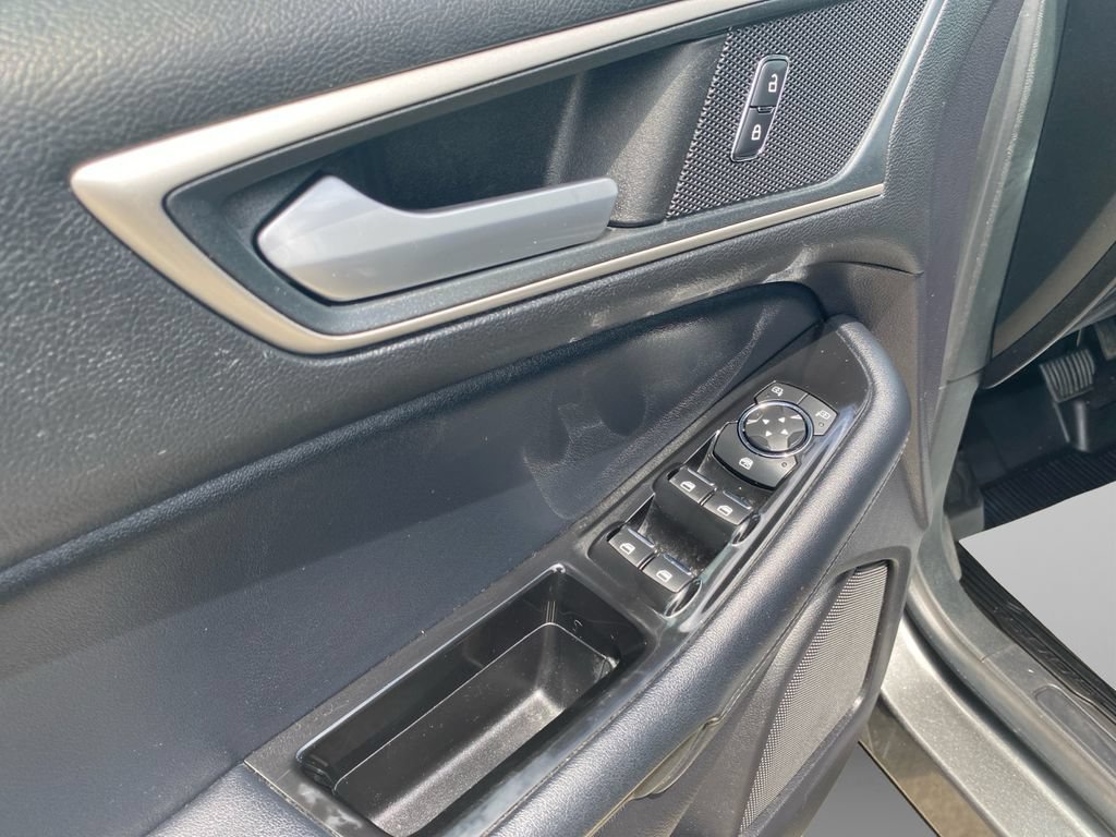 Certified 2019 Ford Edge SEL w/ Equipment Group 201A AWD/4WD image 23