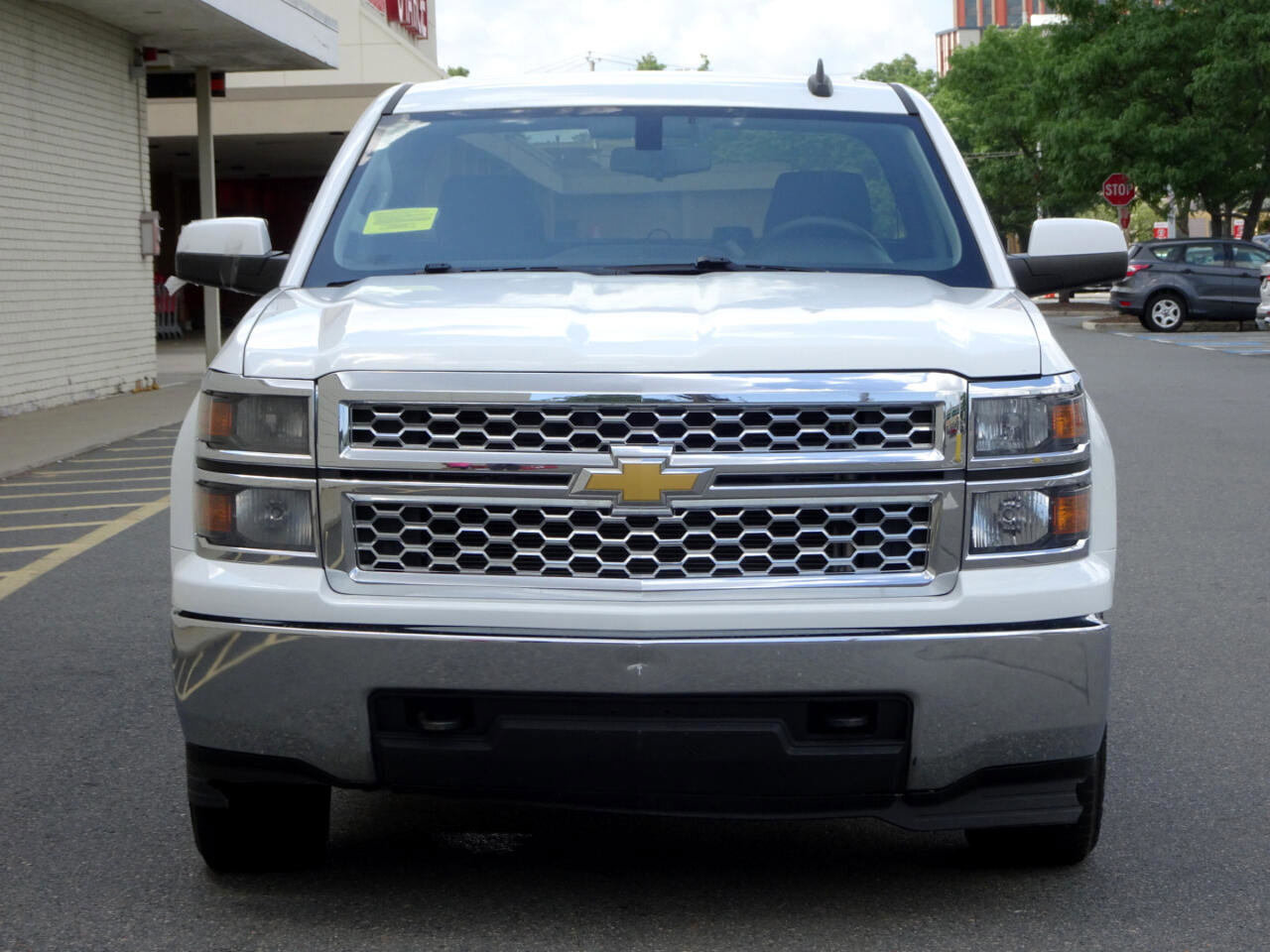 Used 2015 Chevrolet Silverado 1500 LT image 2