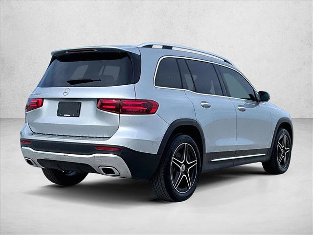 Used 2026 Mercedes-Benz GLB 250 image 2