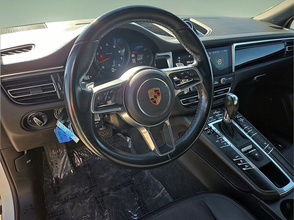 Used 2020 Porsche Macan image 19
