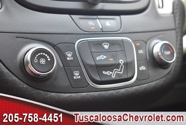 Used 2025 Chevrolet Malibu RS FWD image 33