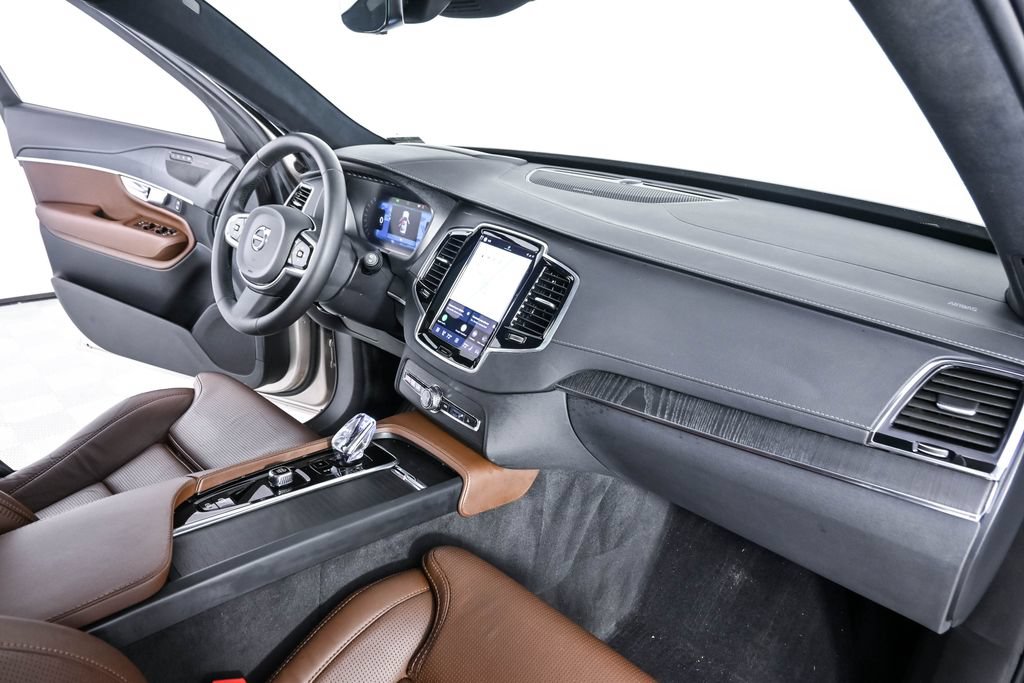 Certified 2024 Volvo XC90 B6 Ultimate w/ Lounge Package AWD/4WD image 27