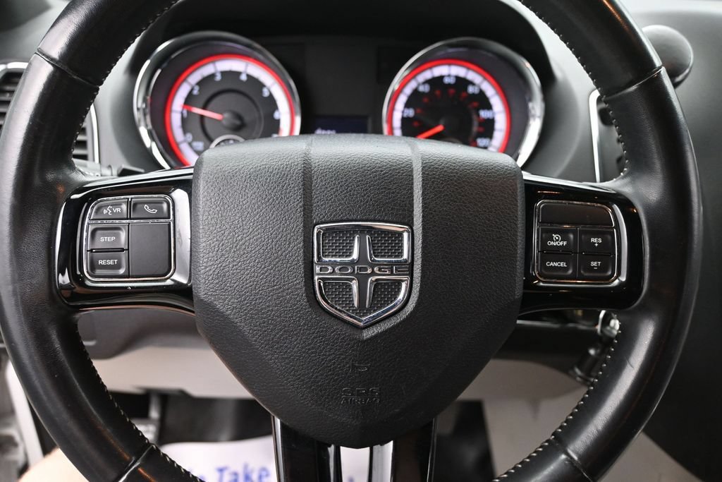 Used 2019 Dodge Grand Caravan SXT FWD image 25
