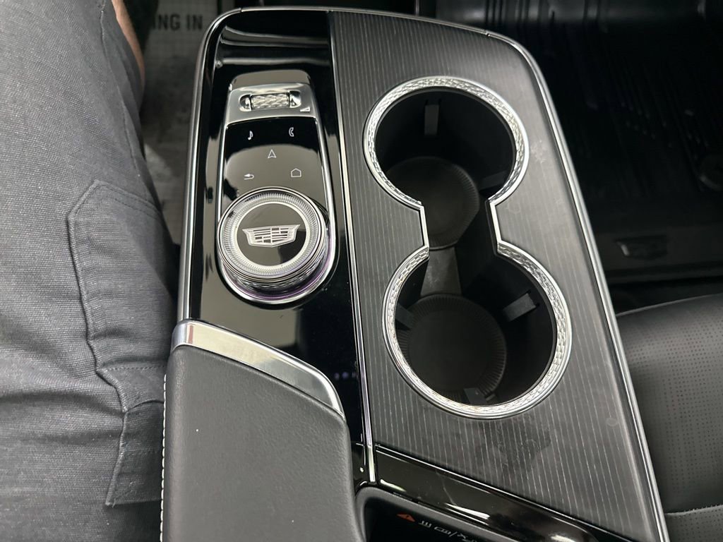 Certified 2025 Cadillac Lyriq Luxury w/ LPO, Floor Liner Package AWD/4WD image 49