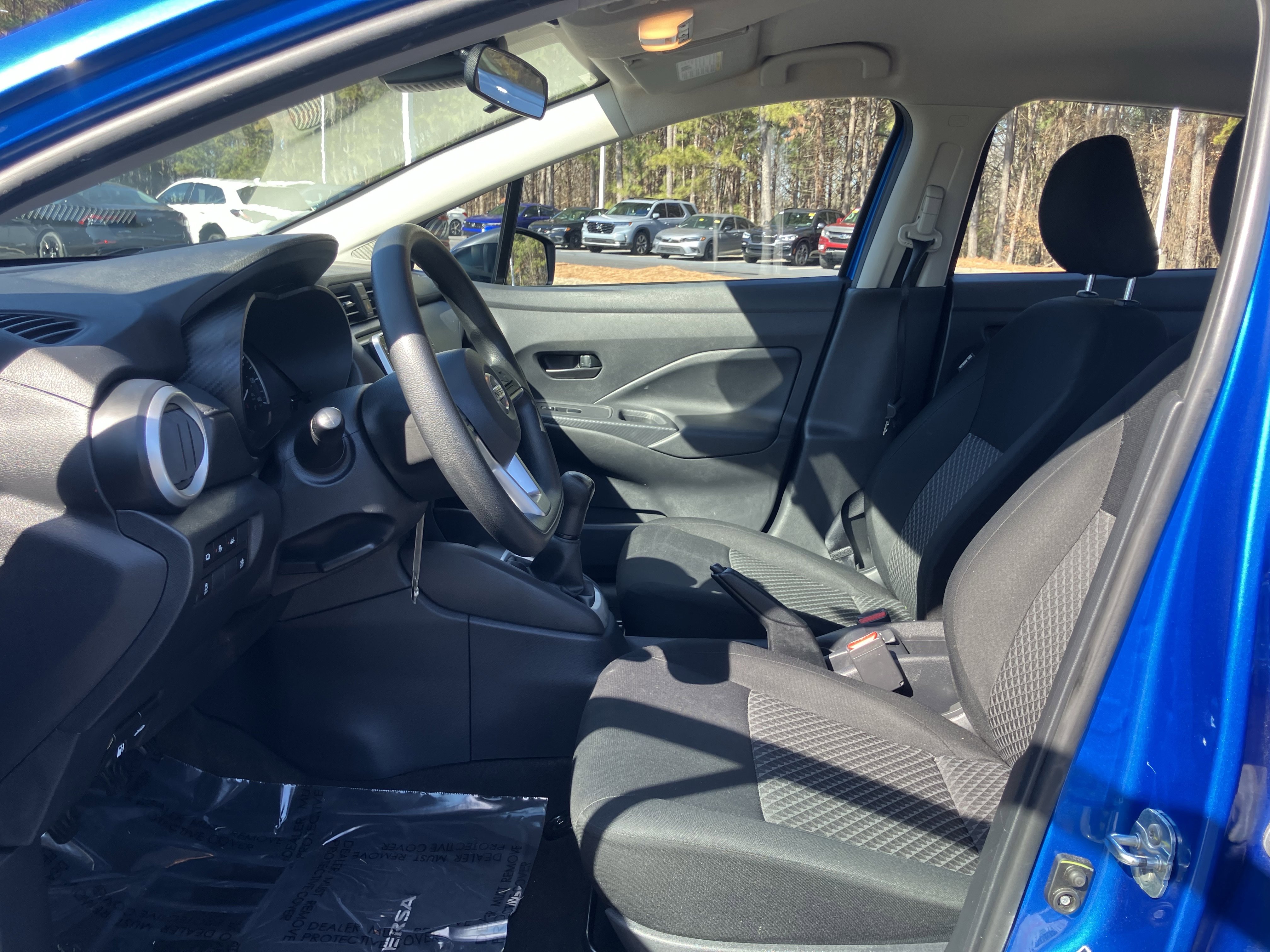 Used 2022 Nissan Versa S image 16