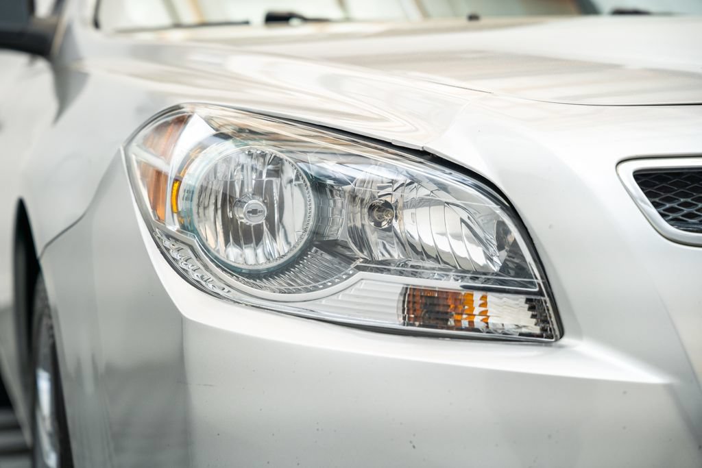 Used 2010 Chevrolet Malibu LS FWD image 10