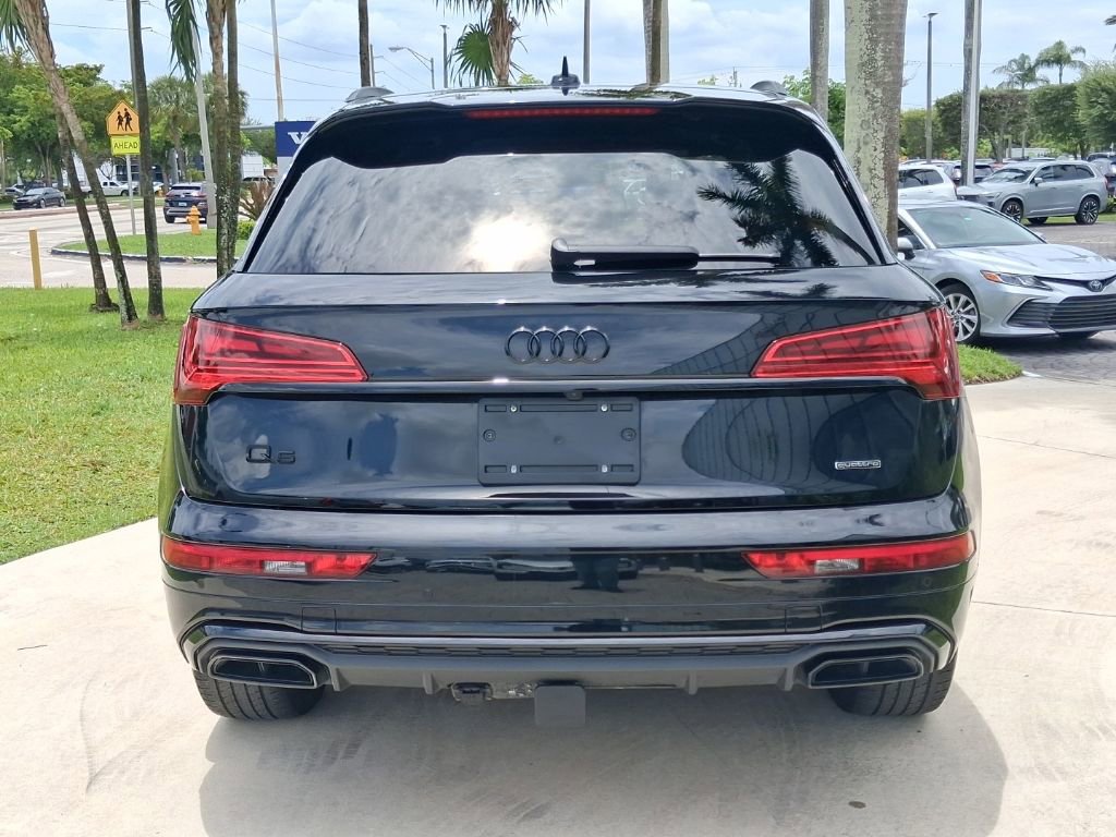 Used 2024 Audi Q5 2.0T Premium w/ Summer of Audi Package AWD/4WD image 5