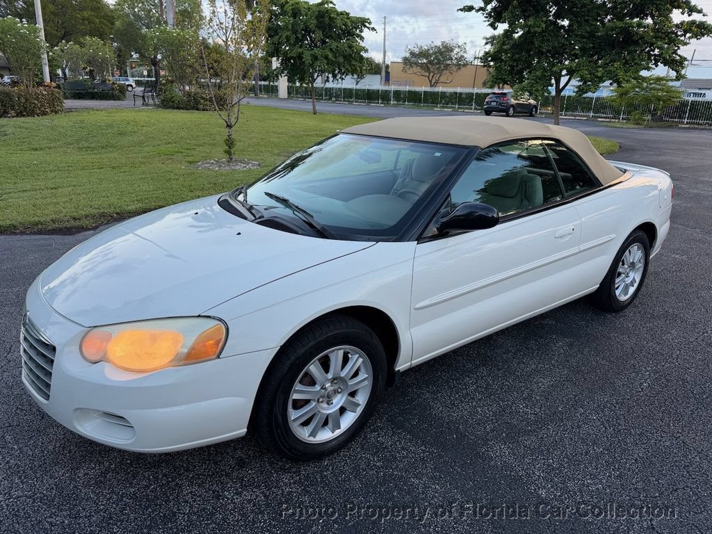 Used 2004 Chrysler Sebring GTC FWD image 25