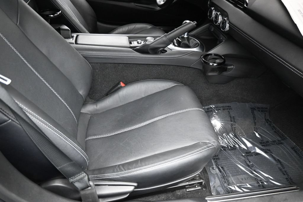 Used 2024 MAZDA MX-5 Miata Grand Touring w/ Weather Package RWD image 37