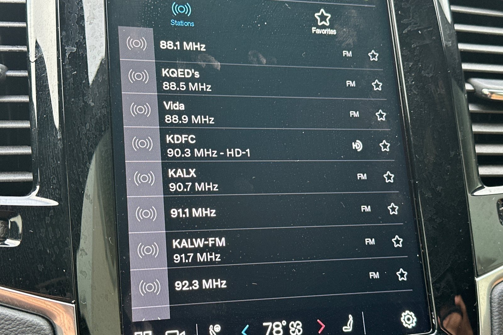 Certified 2025 Volvo XC90 T8 Ultra image 22